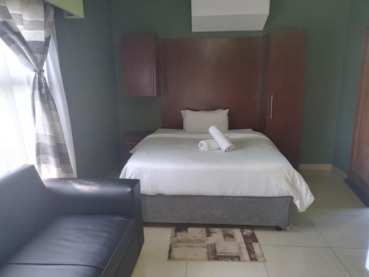 Wise Bird Guest House روديبورت المظهر الخارجي الصورة