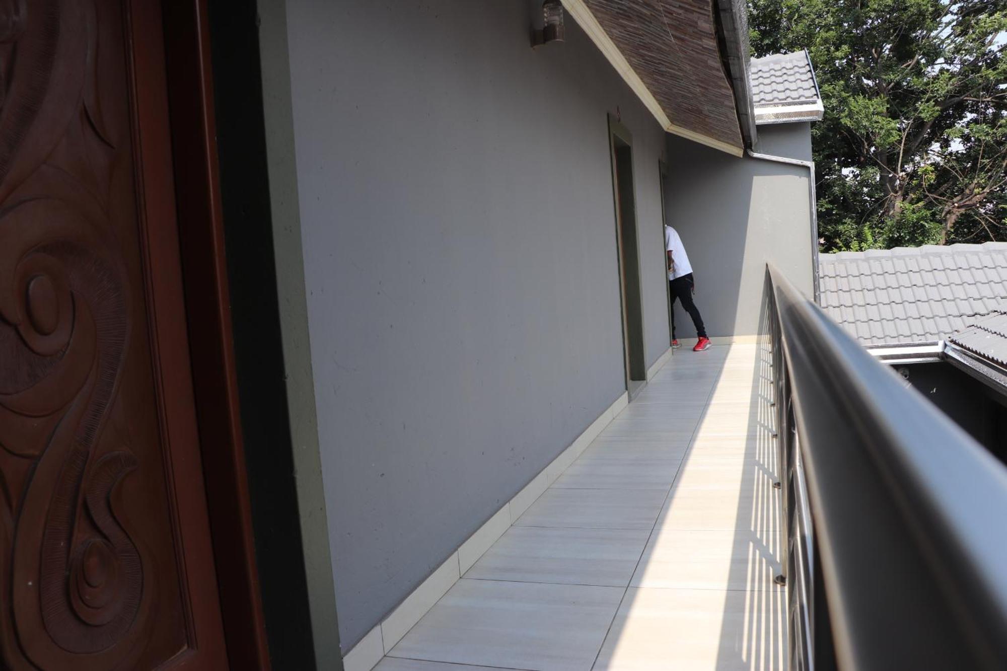 Wise Bird Guest House روديبورت المظهر الخارجي الصورة